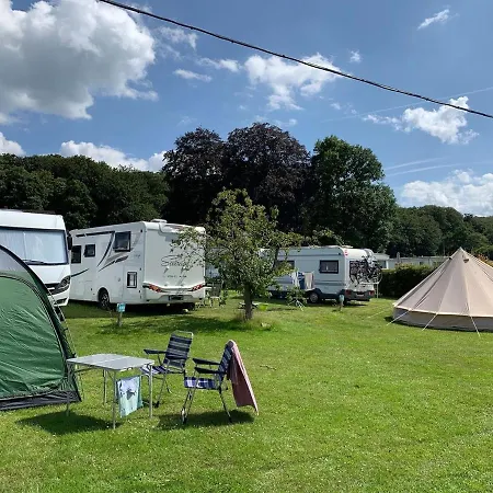 Campingplatz Camping Parc Des Sources Spa